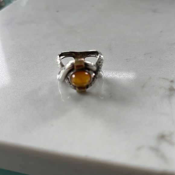 Silver ring with amber with touches of plated gold - Picture 2 of 3